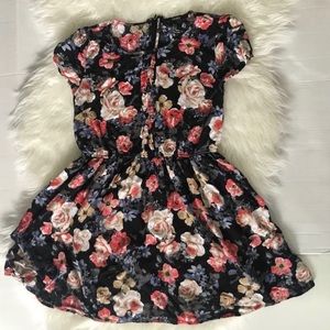 FOREVER 21 Mini Floral Dress Flower Pleated Mini Dress Size Small